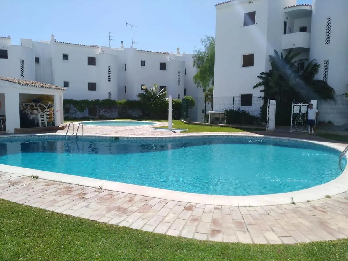 Garden View Vilamoura Apartment 0*,  Portugália